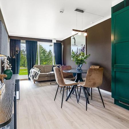 Leilighet Beitostolen Sentrum, Terrasse Og Innendors Parkering Luaran gambar