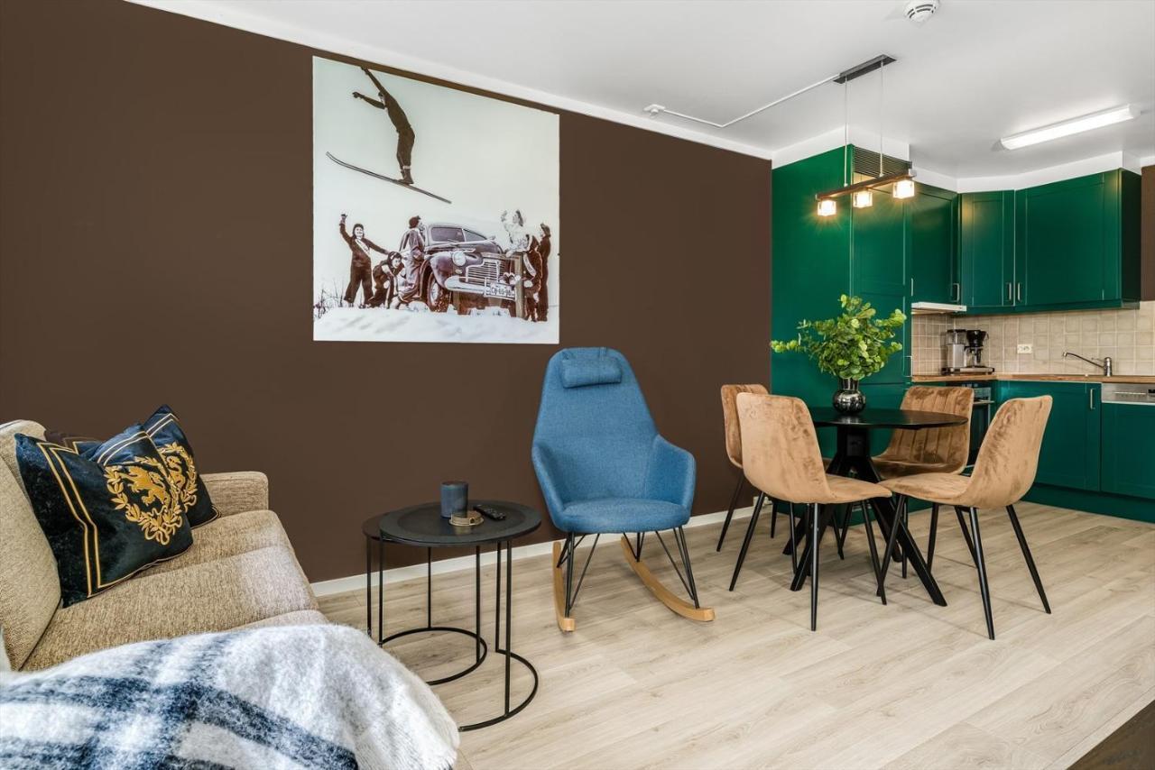 Leilighet Beitostolen Sentrum, Terrasse Og Innendors Parkering Luaran gambar